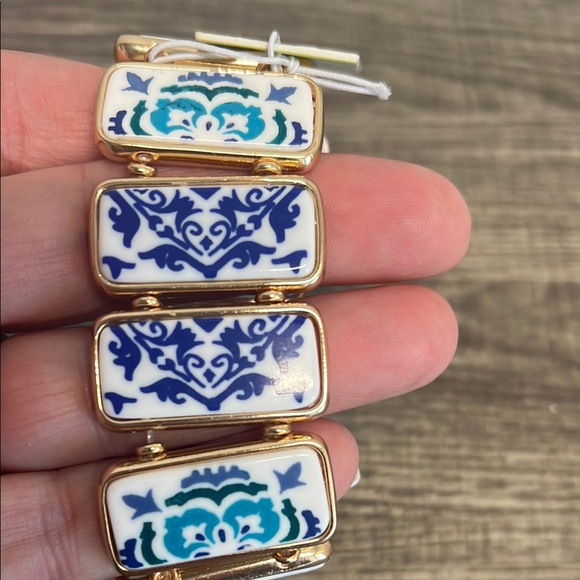 Piper K | Stretch Bracelet ✨ - Picture 4 of 8